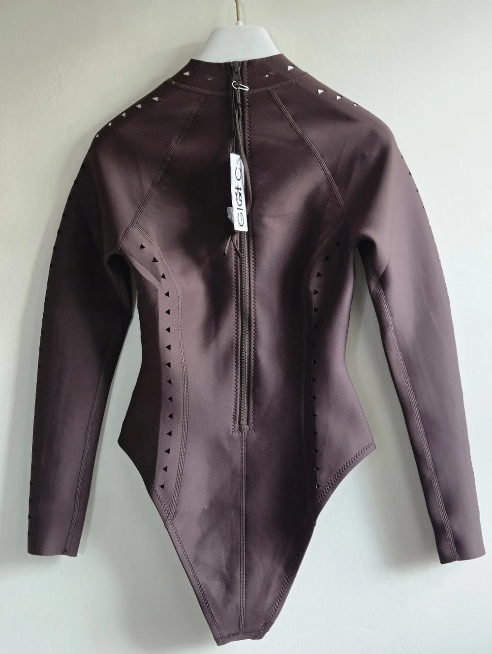 New GIGI C Laurel Cutout Surf Scuba Zip Brown Swimsuit Surf Suit Medium NWT